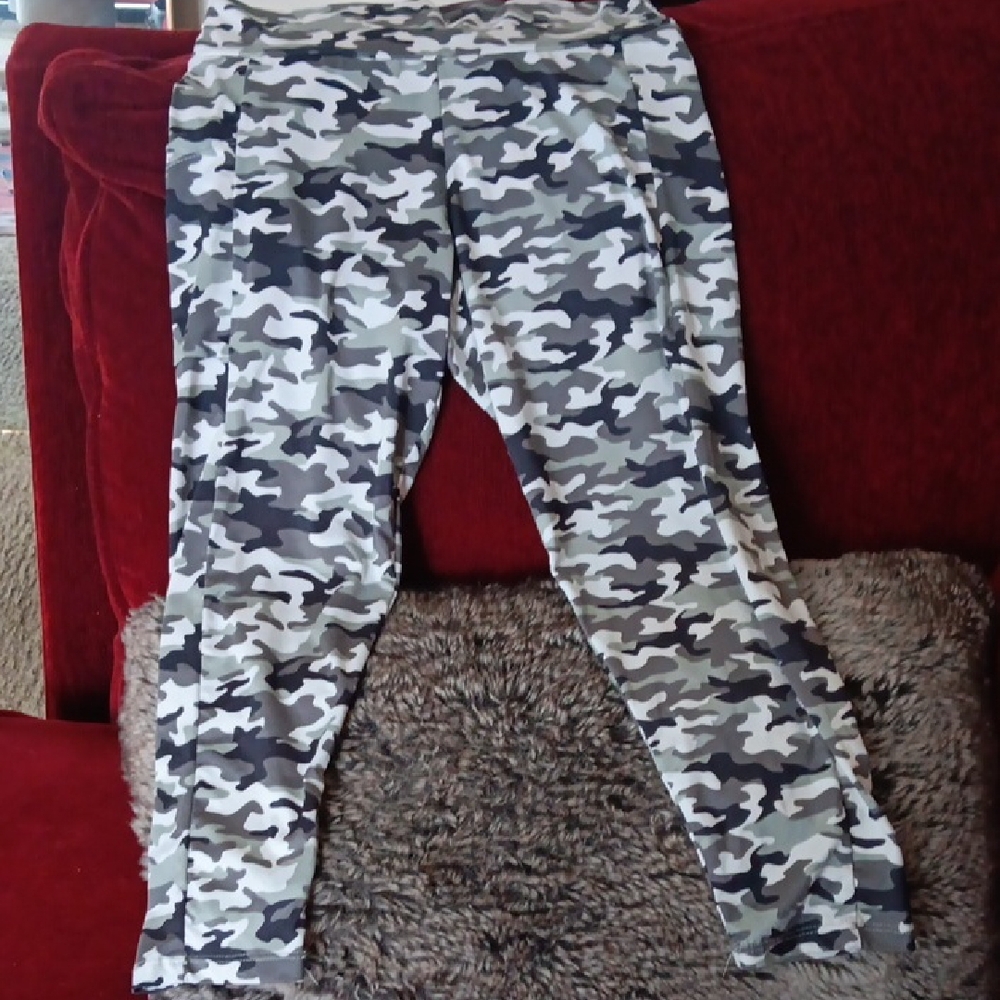 Gray and Black Urban Camouflage Leggings